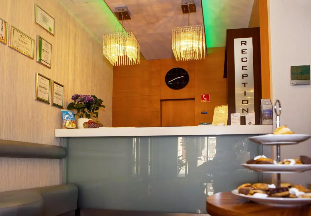 Danubia Gate Hotel