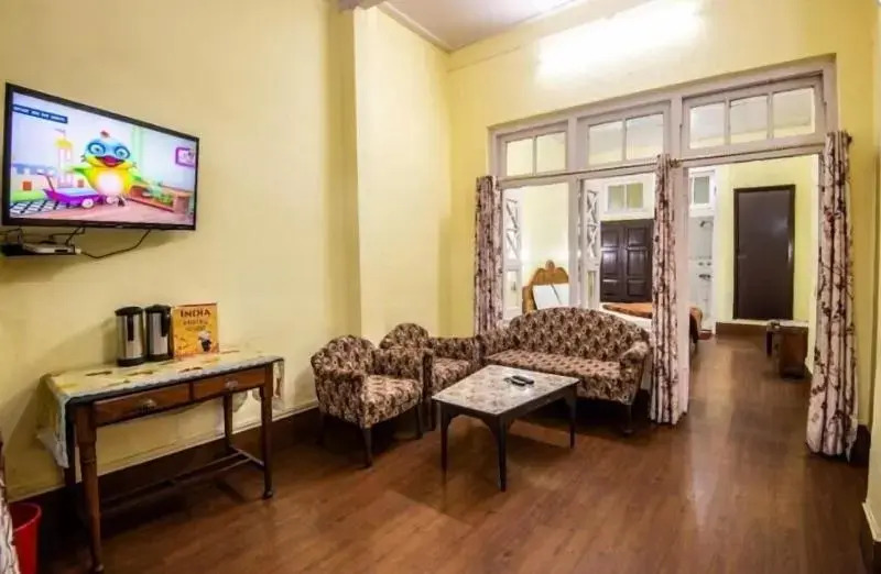 India Hotel - Hotel on Mall Road Nainital