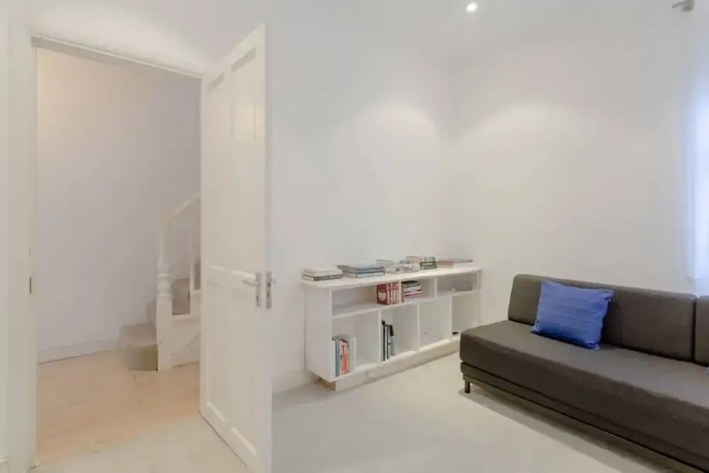 2 Bedroom House in Kensal Green