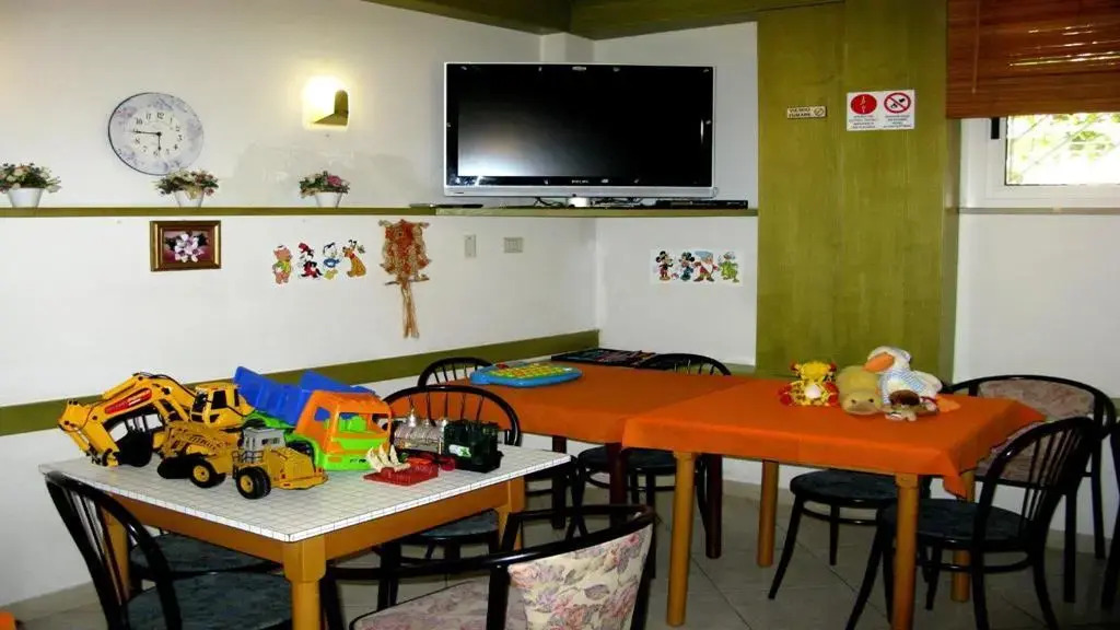 Hotel Holiday