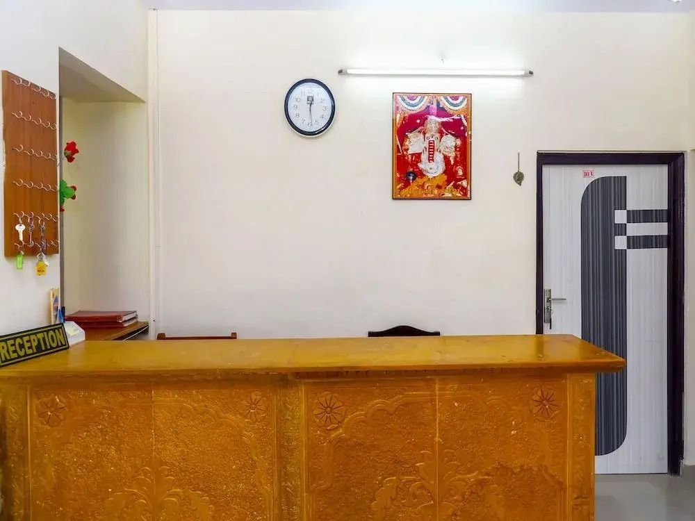 OYO 22899 Hotel Bhagwati Palace