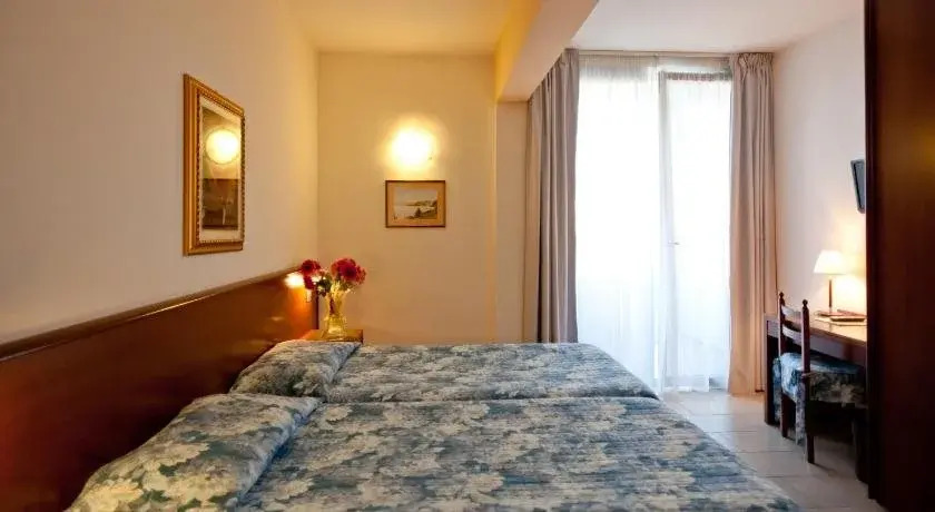 Hotel Idania
