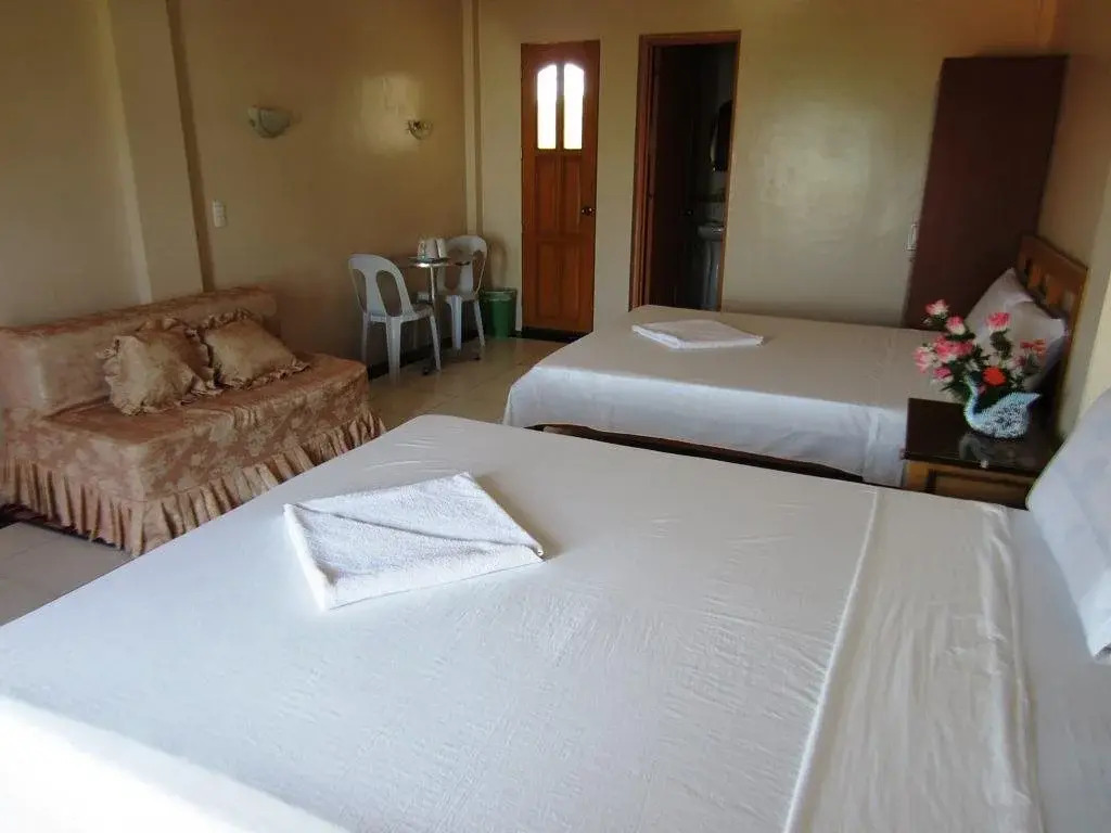 Seaview Apartelle
