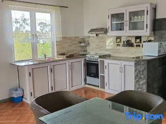 Villa Devika 4, Rent Holidays Apartment