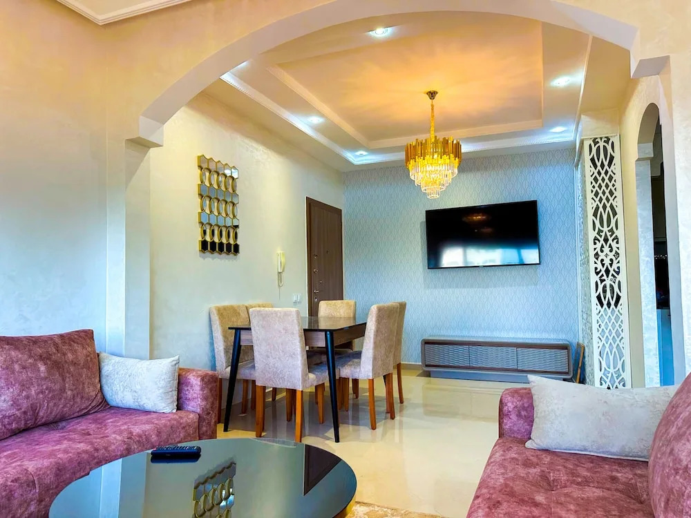 Luxury & Clean close to the Sea