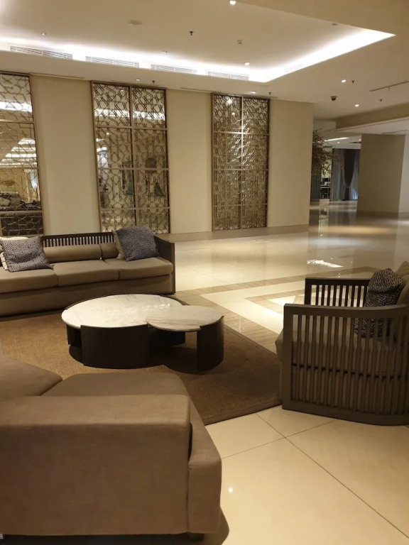Cosmy Tanglin Apartment