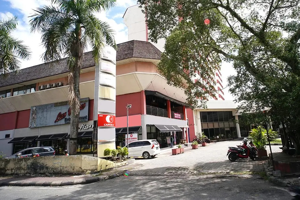 Capital O 1963 Hotel The New Benakutai