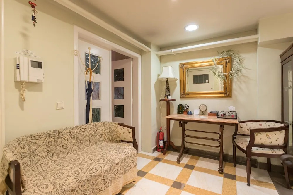 Elegant 1bdr in top Kolonaki location