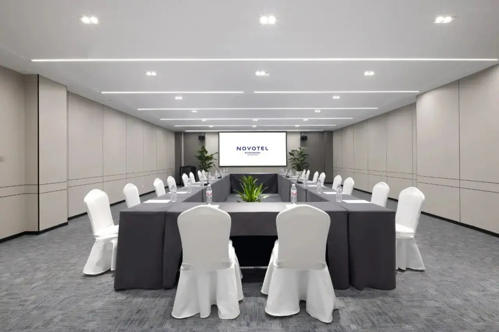 Novotel Jiaxing Port Area