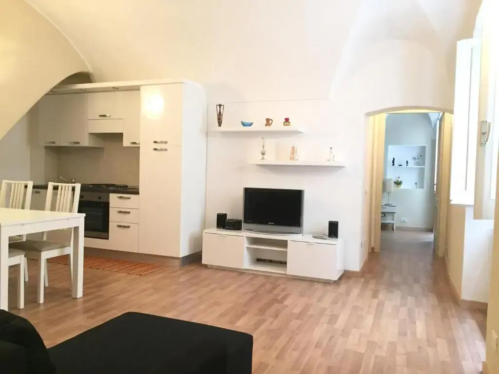 56 Via Nino Bixio