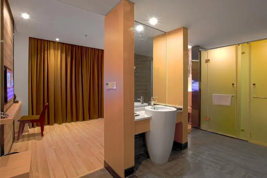 Chongqing Muse Hotel