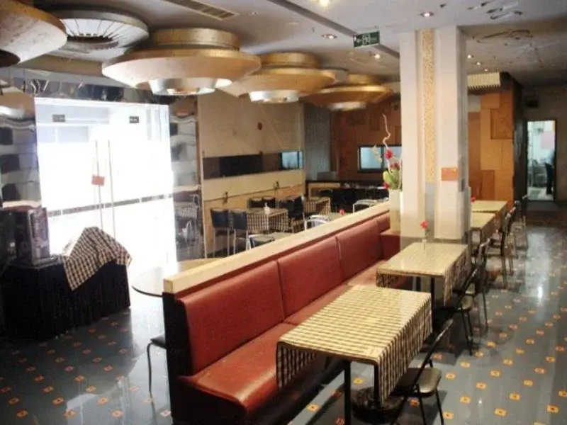 Motel 168 Nanjing He Yan Road Inn