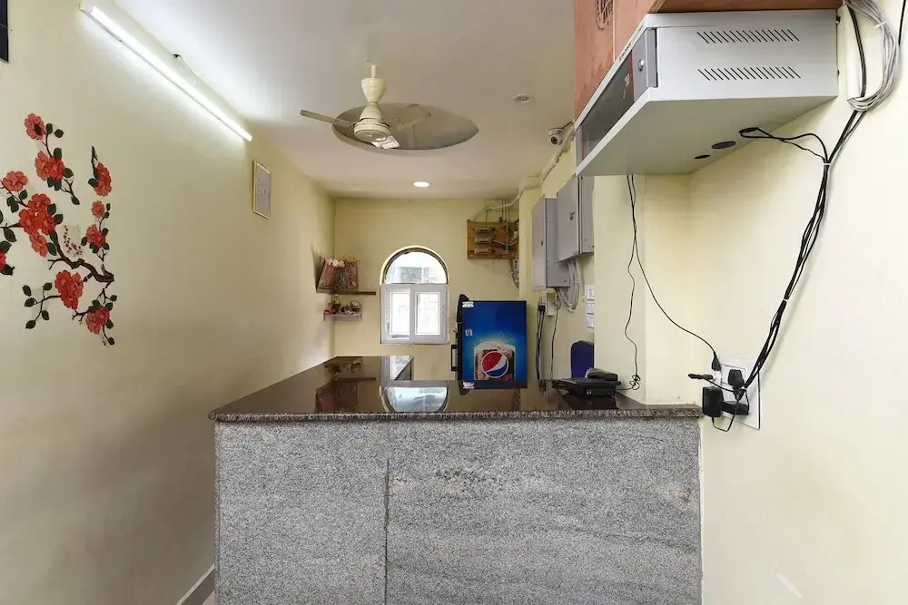 OYO 28367 Akshaya Grand