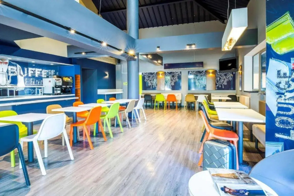 ibis budget Aubagne Paluds Agora