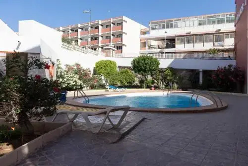 Studio Apartment with Sea View And Pool