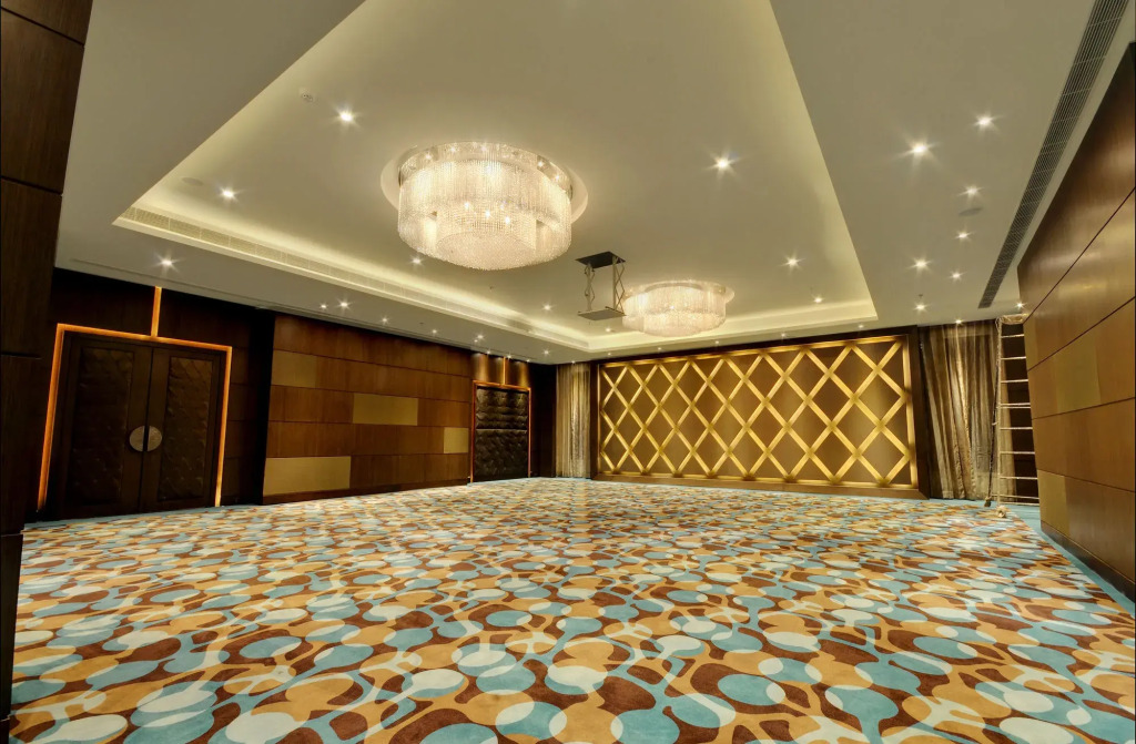 Hotel Platinum