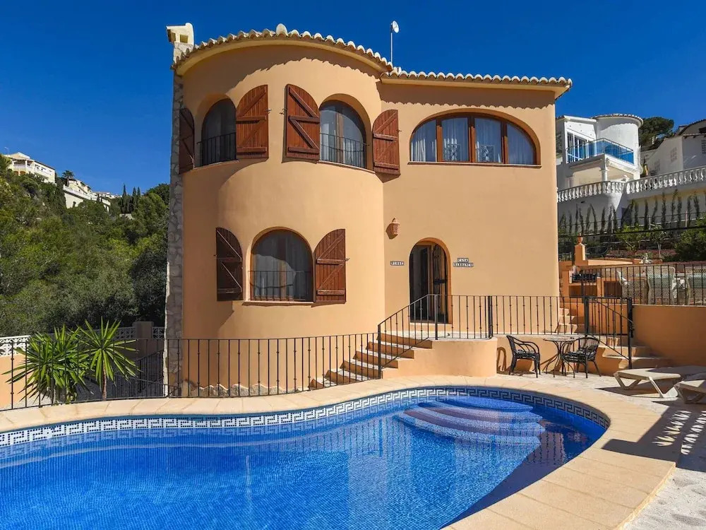 Beautifully Tastefully Decorated Villa in Benitacell With Private Pool