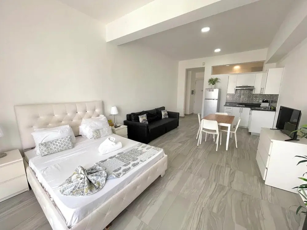 Studio Apart Hotel Rooftop Pool Beach