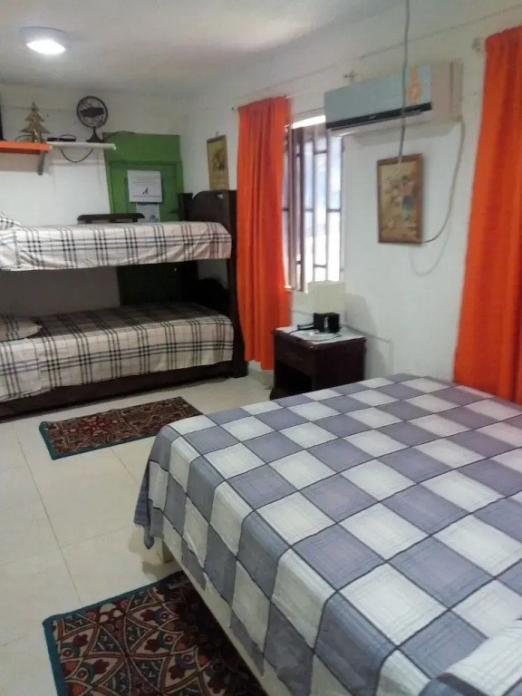 Room in Guest Room - Posada Green Sea San Luis Pesos