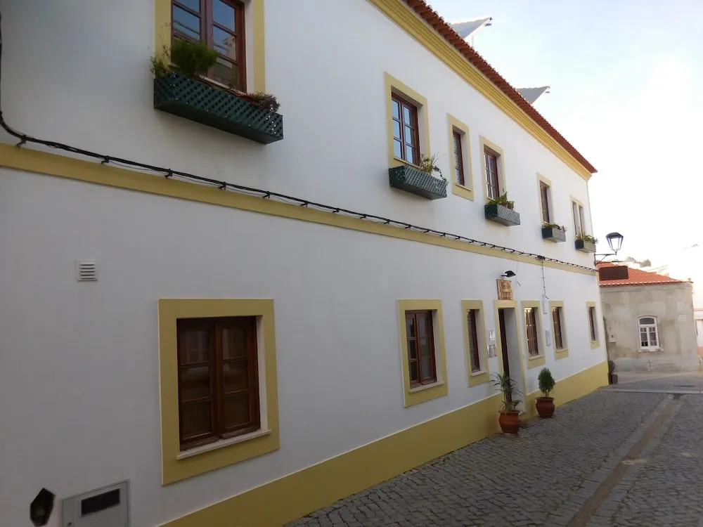 Casa de Hóspedes Celeste by Portugalferias