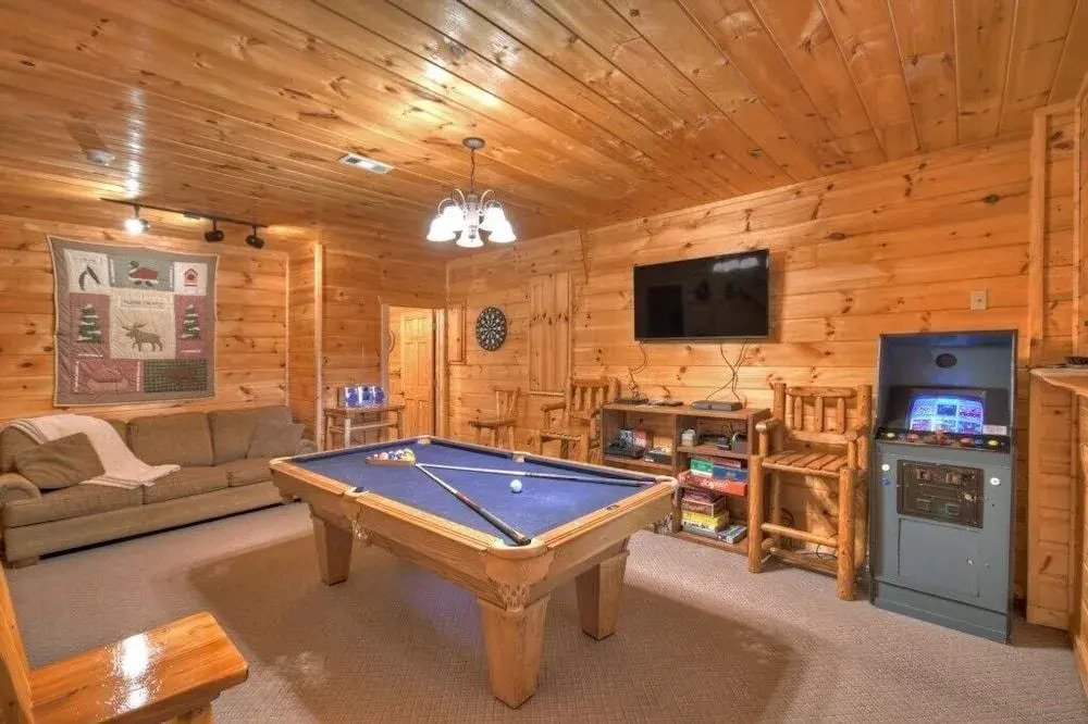 Moose Crossing Lodge