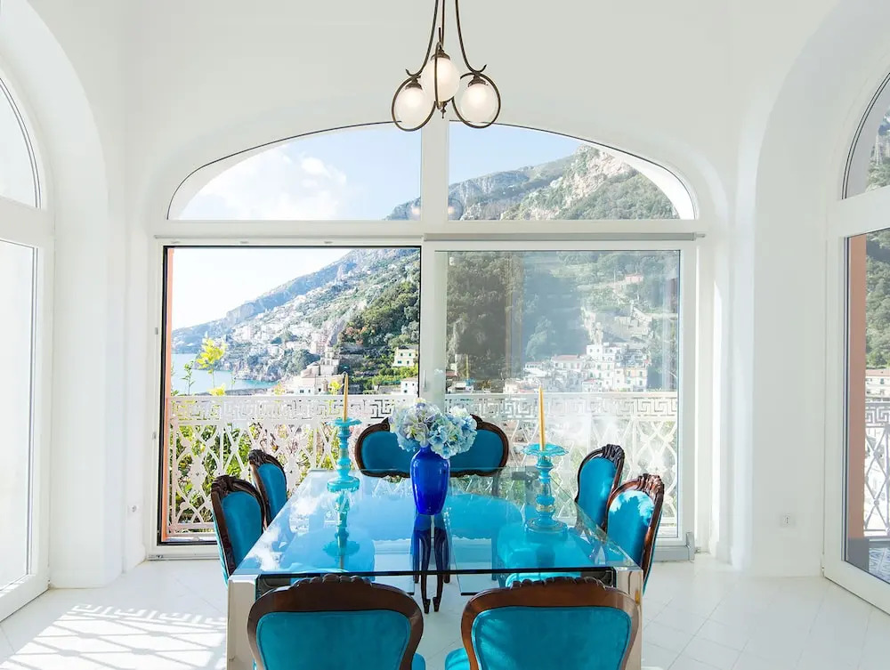 AMORE RENTALS - Palazzo della Storia