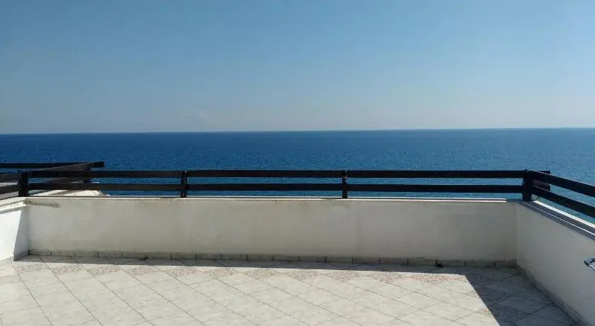 Karaoulanis Beach