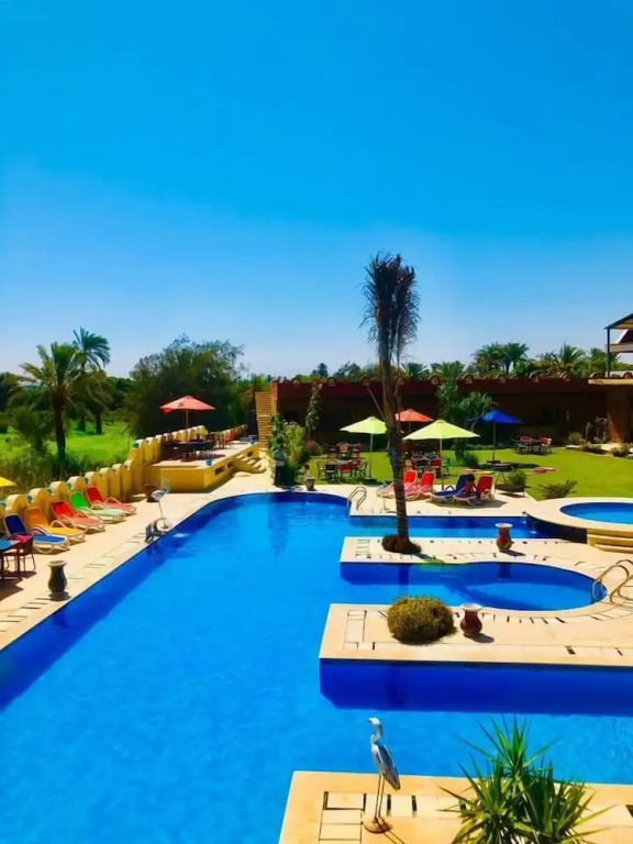Tunis Pyramids Hotel