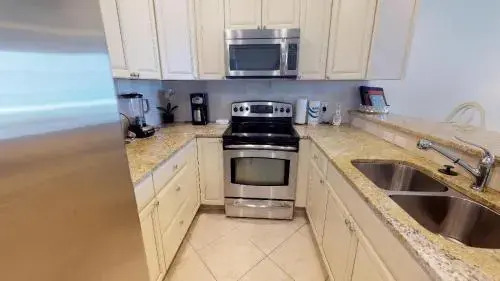 South Bay Beach Club #33 - 3 Bedroom 2 Bathroom Unit