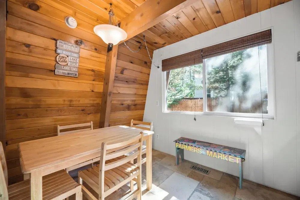 A Beary Happy Cabin