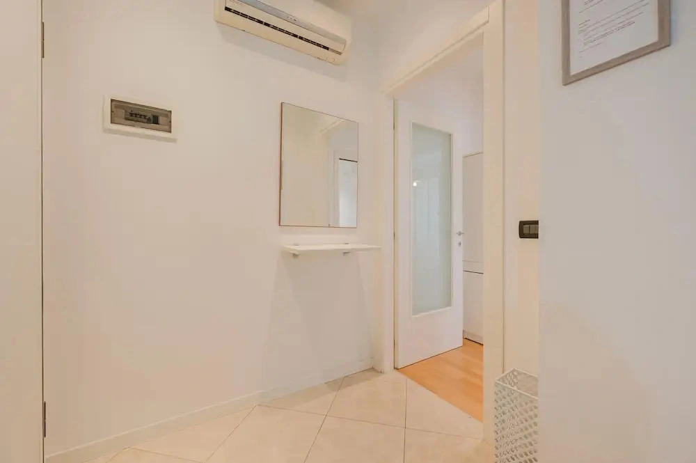 Poppys Flat -10 min from Venice & Wi-Fi