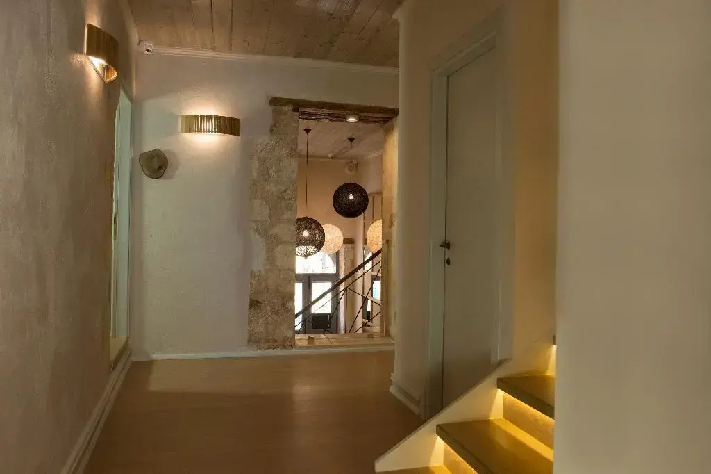Elia Zampeliou Hotel