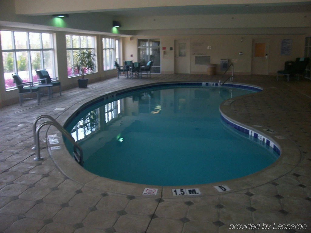 Holiday Inn Express Hotel & Suites - Concord by IHG