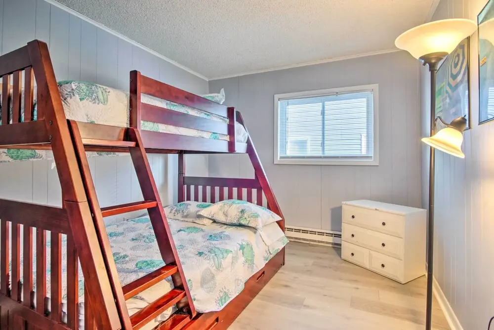 Coastal Ocean City Retreat - Walk to Beach!
