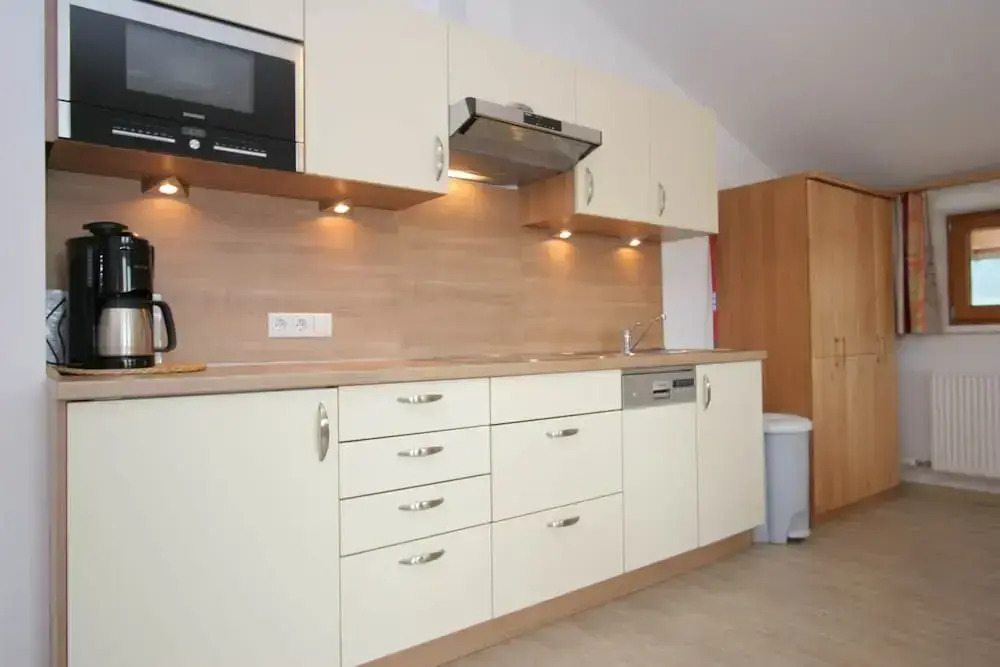 Spacious Apartment in Uderns near Ski Area