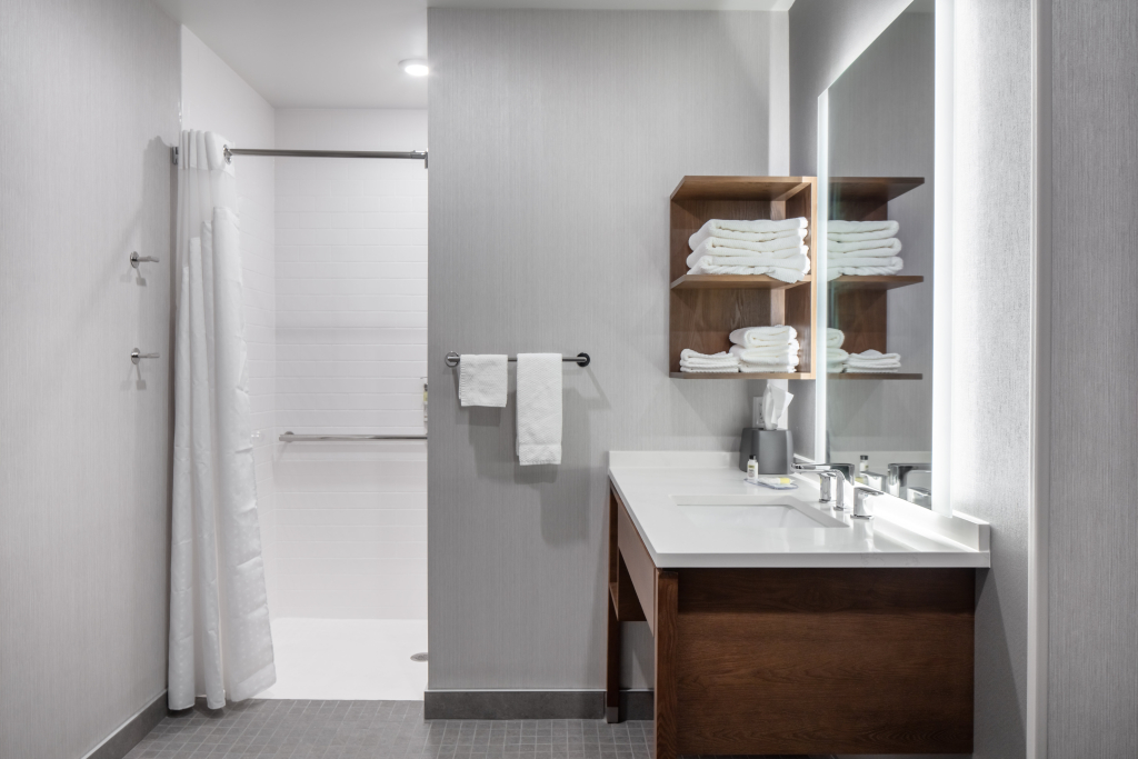 Staybridge Suites - Iowa City - Coralville by IHG