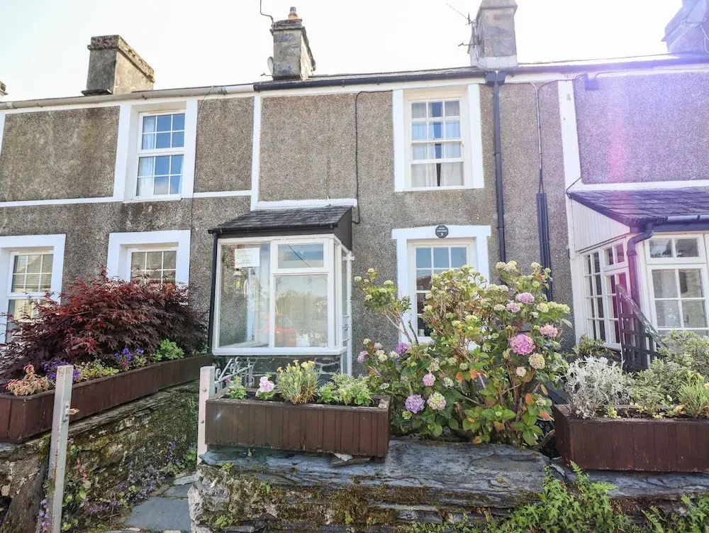 Pump Cottage, 8 Glyn Terrace