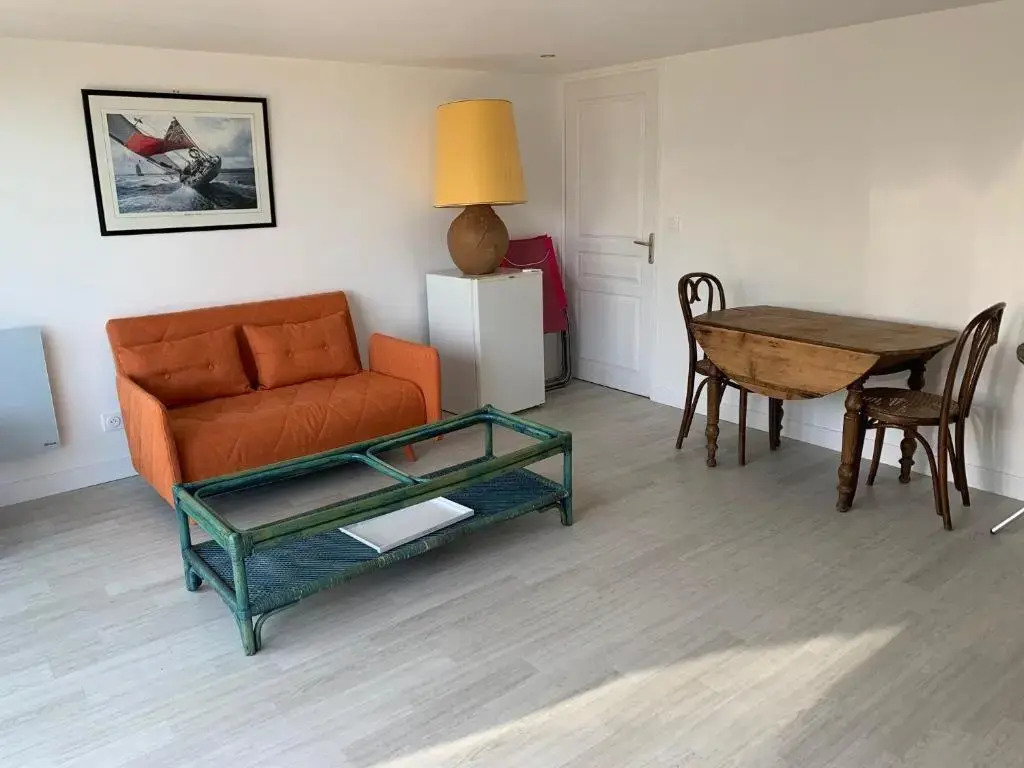 Suite Junior Omaha Beach (Adults Only)