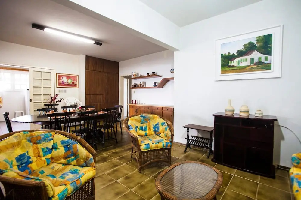 FL023 6 Bedroom Holiday home By Senstay