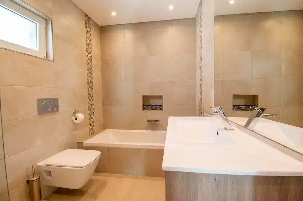 Casa Ana Superbly Renovated With Heated Private