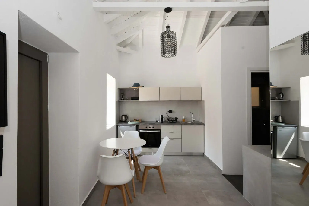 Calme Suites Mani