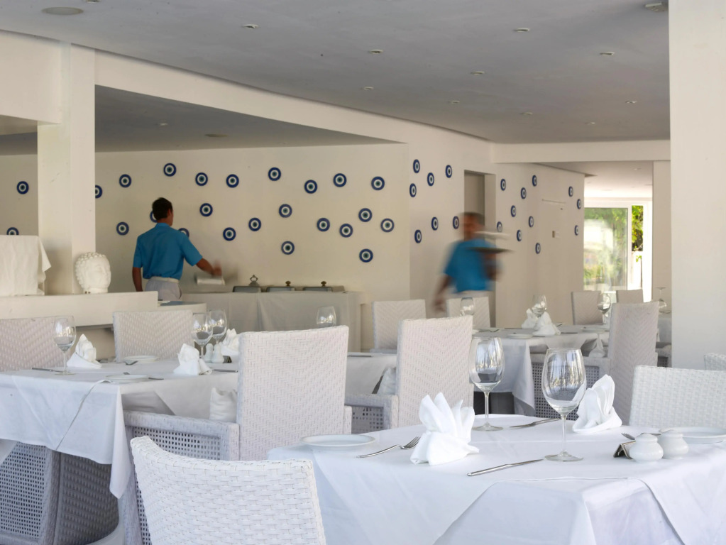 So White Beach Resort