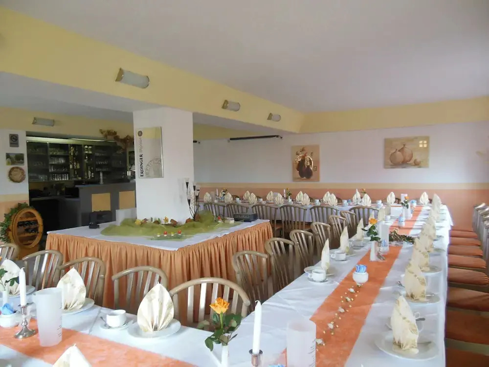 Hotel Asterra