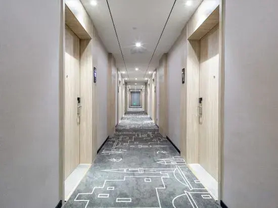 Yeste Hotel (Beihai Hepu High-speed Railway Station)