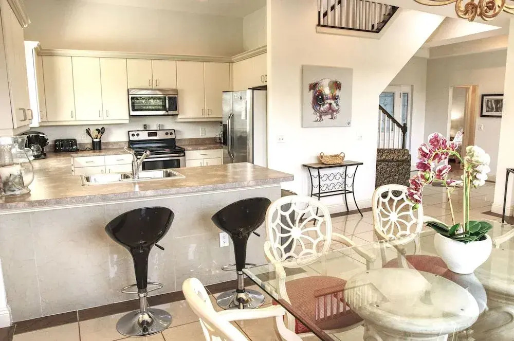 Lake Norma Luxury Living - Coronas Azul