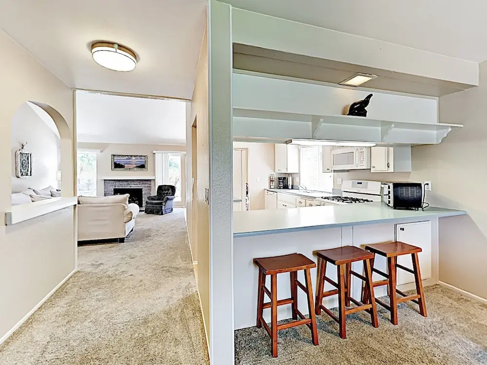 1160 Oxnard - 4 Br Home