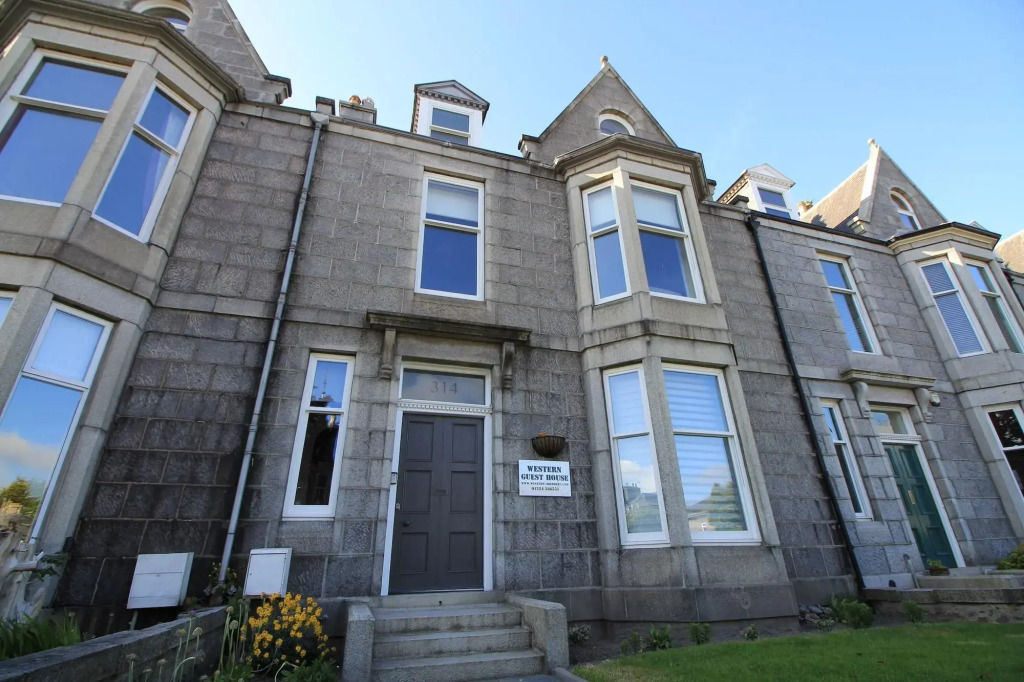 Western Townhouse