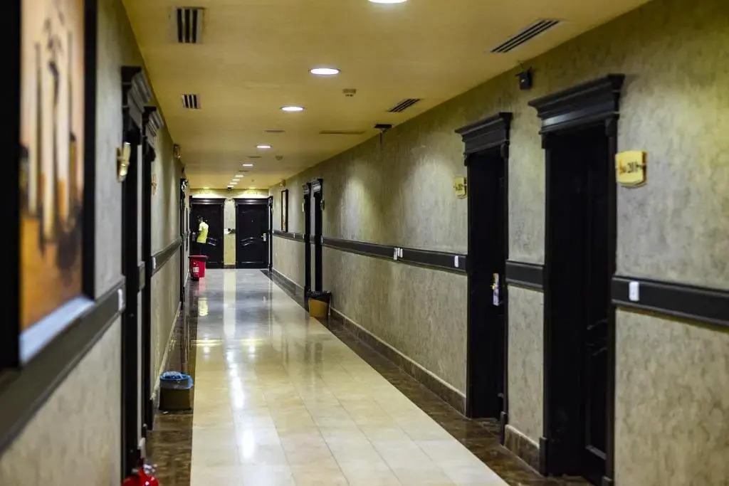 Quiet Rooms 8 Serviced Apartments