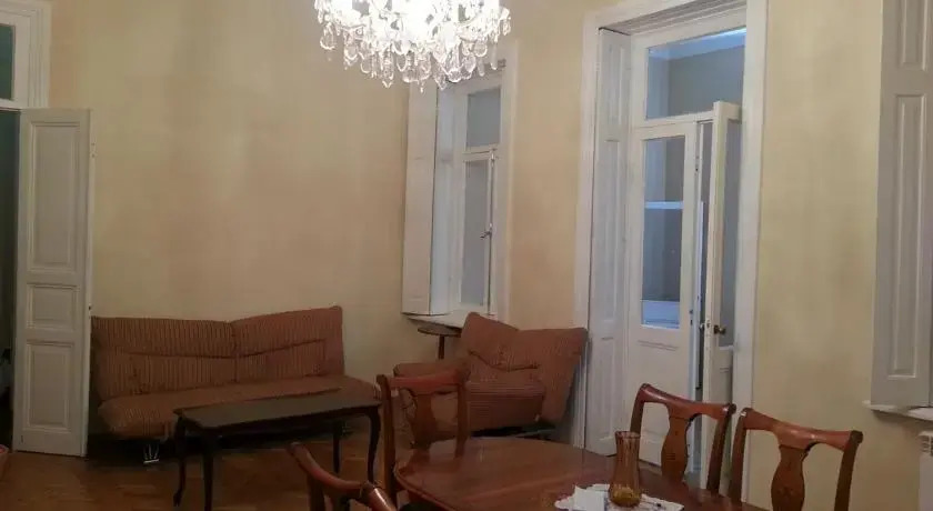 Aghmashenibili Nino Guest house
