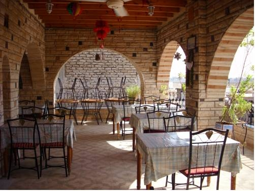 Ramsess Hostel